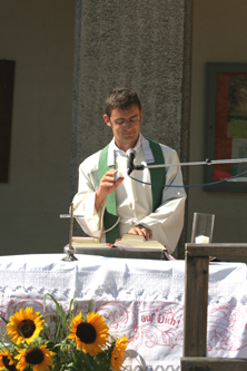 Feldmesse mit Pater Giovanni